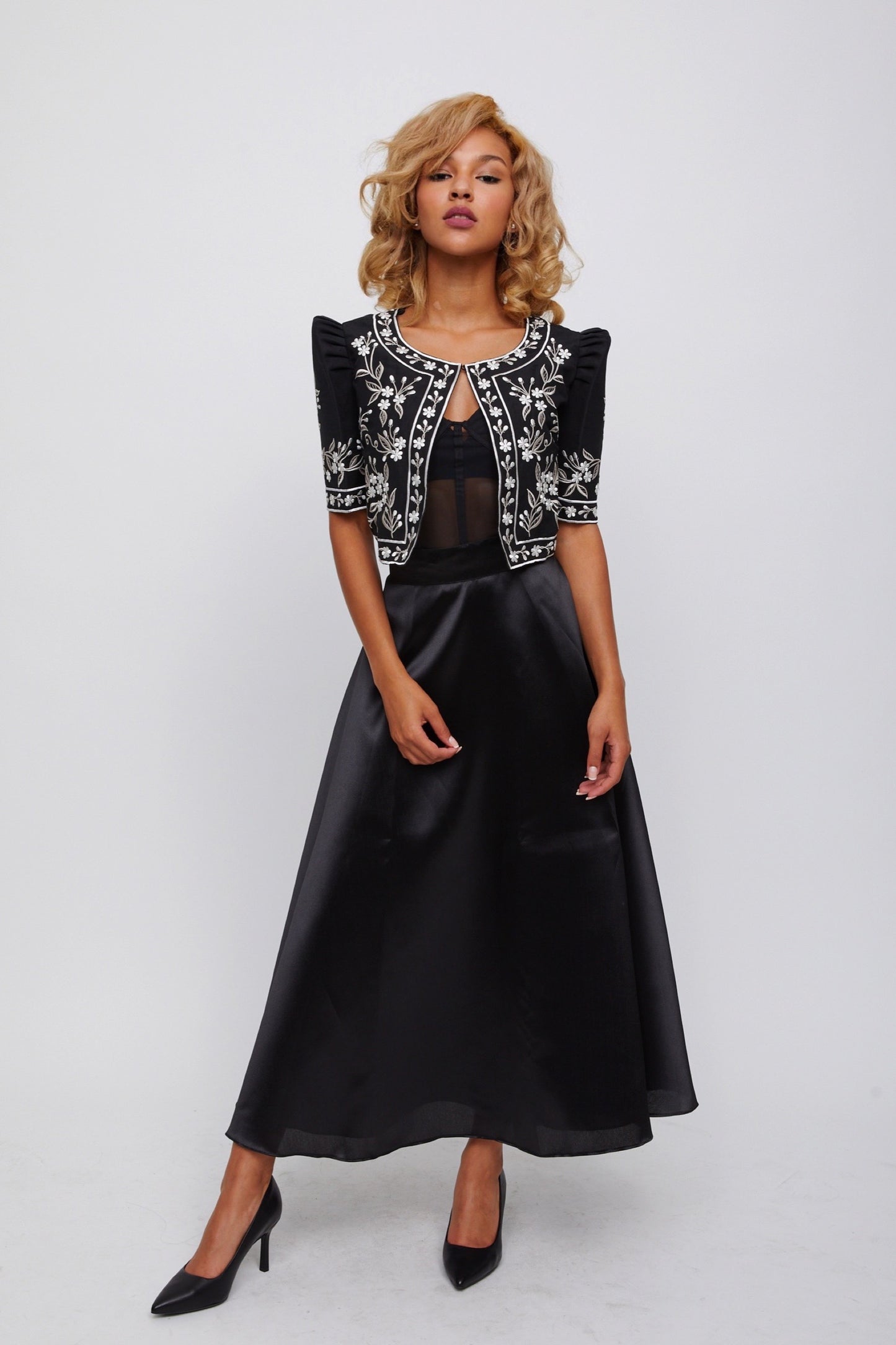 Teodora Bolero (Matte Black)