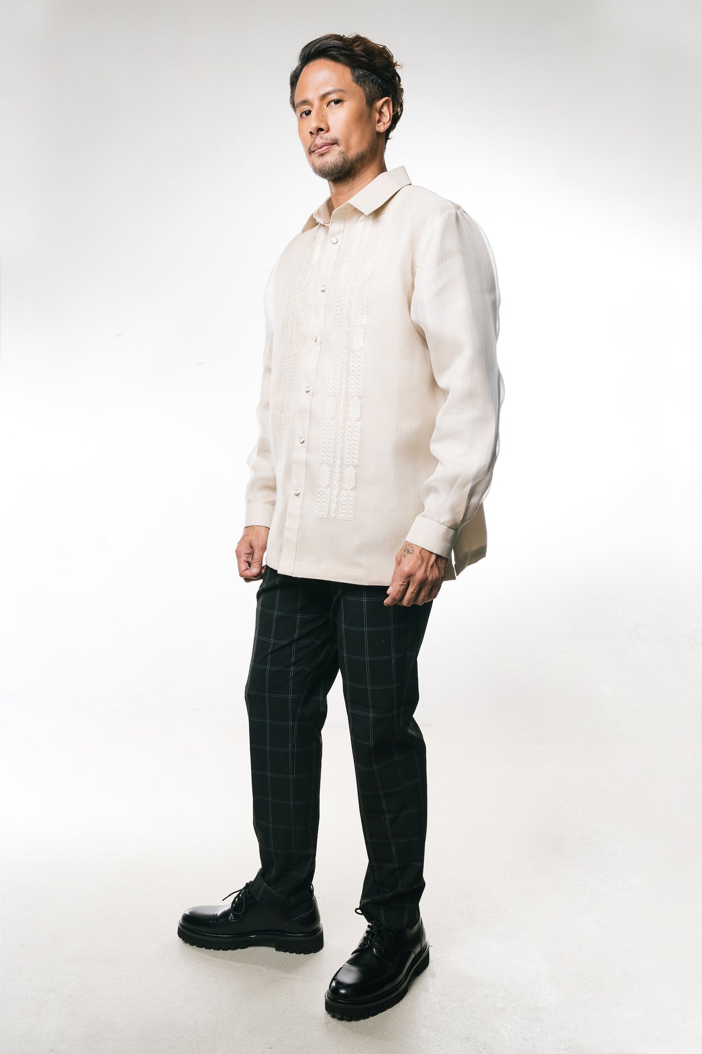 Gabriel Men's Barong Tagalog (Beige)