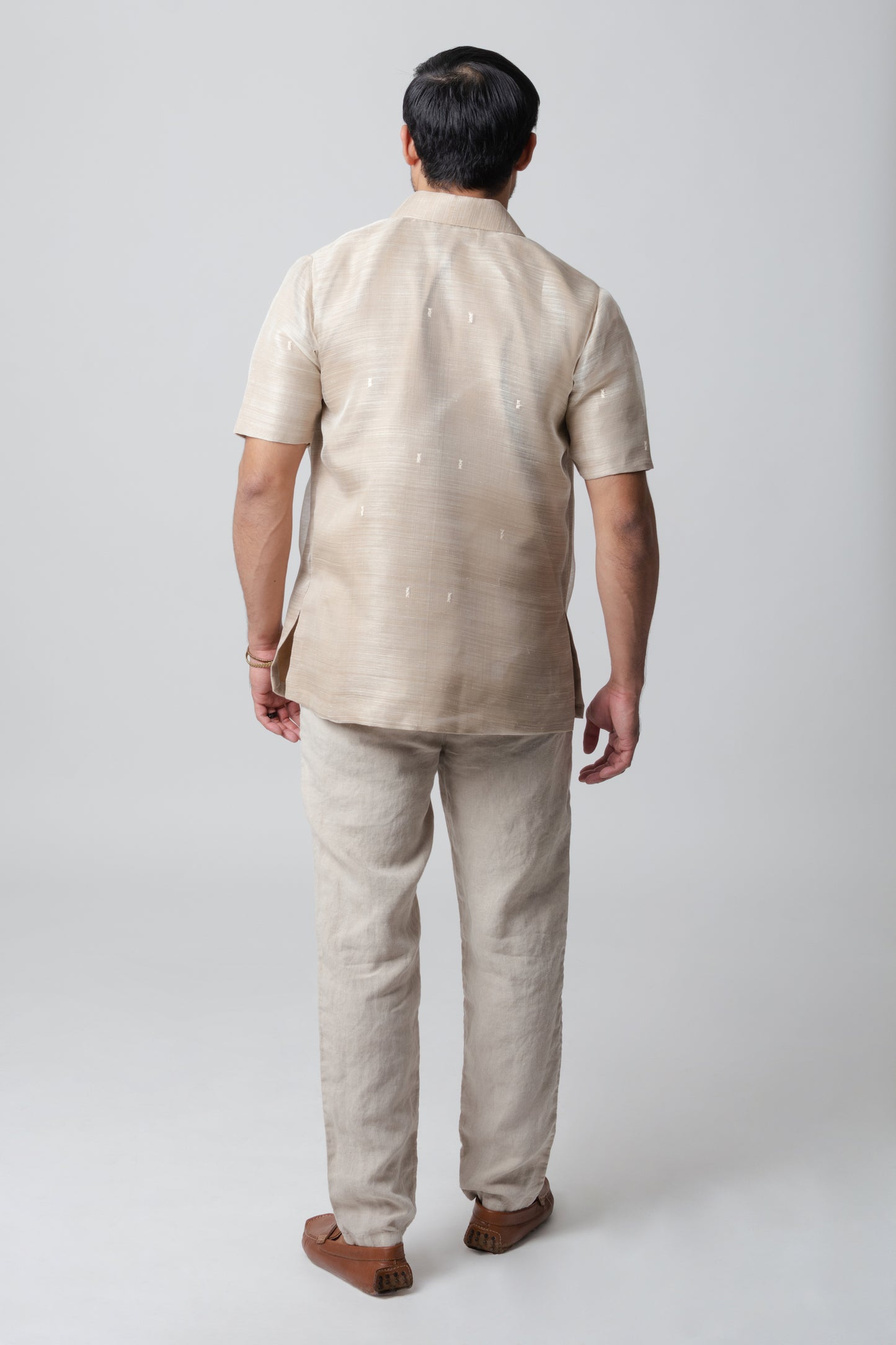 Enrique Men's Short Sleeve Barong (Piña)