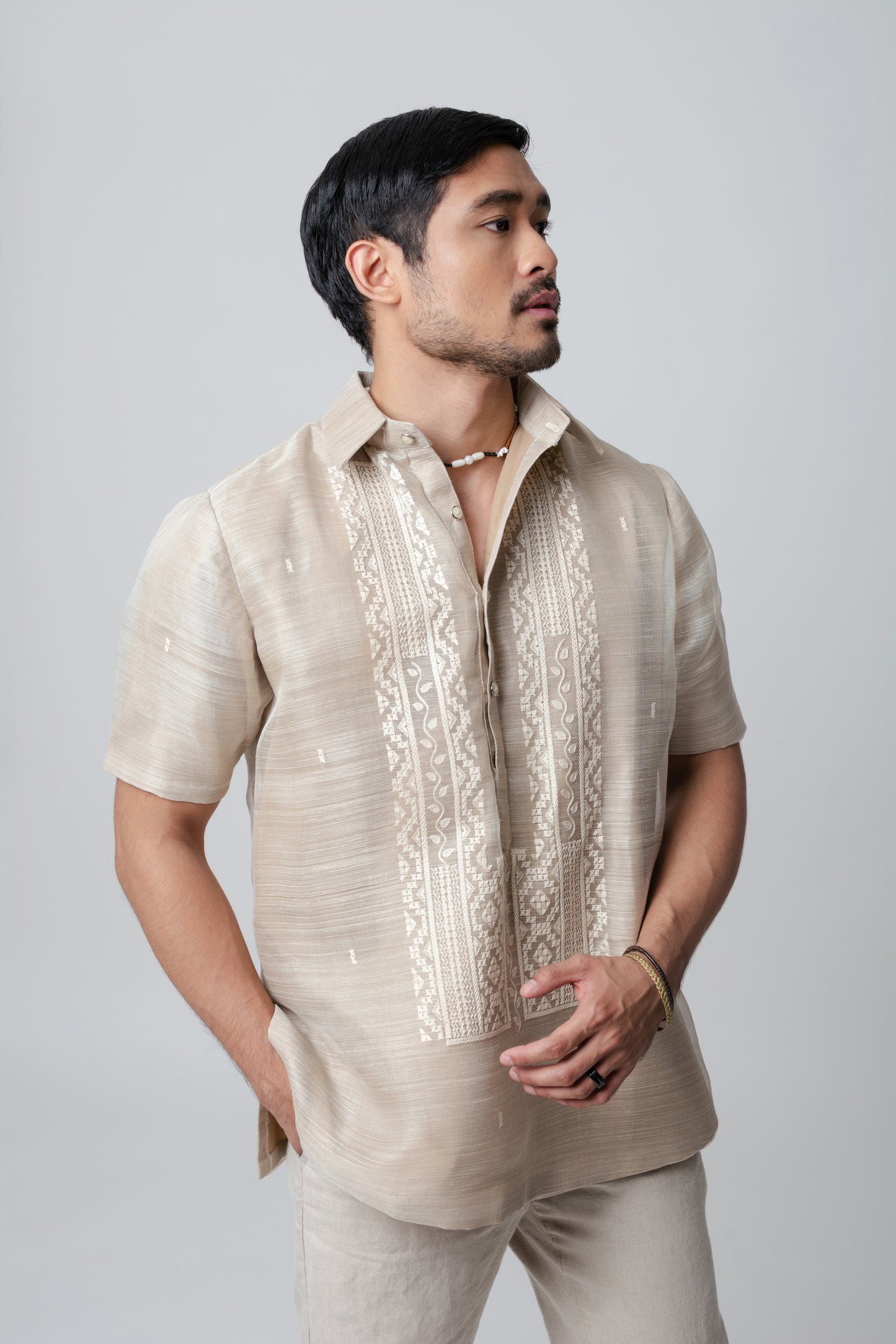 Enrique Men's Short Sleeve Barong (Piña)