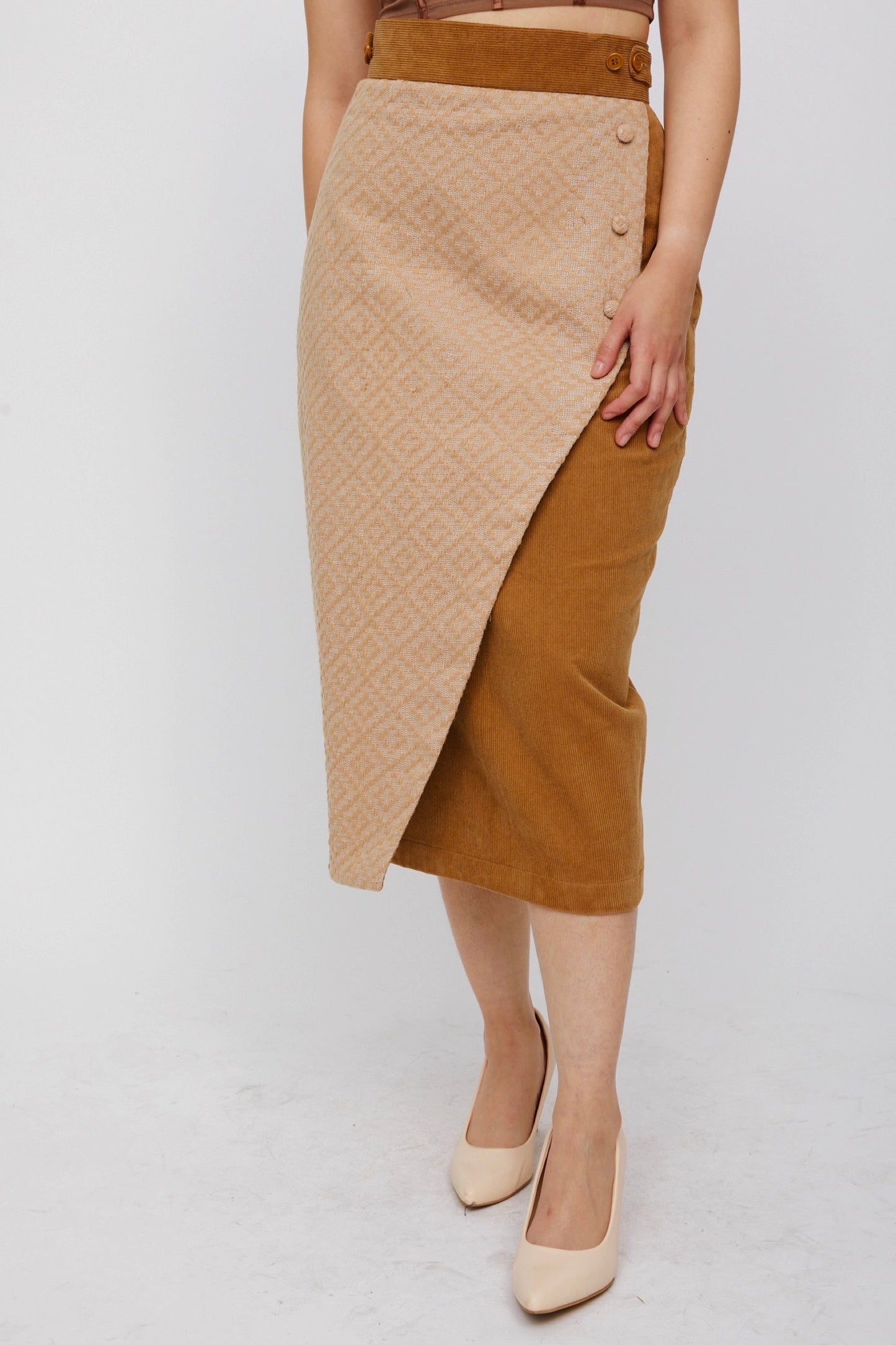 Long Skirt with Almond Color